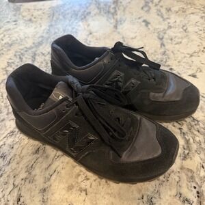 New Balance 574 All Black Onyx Suede Women's Casual Shoes Sneakers Size US 9 EUC